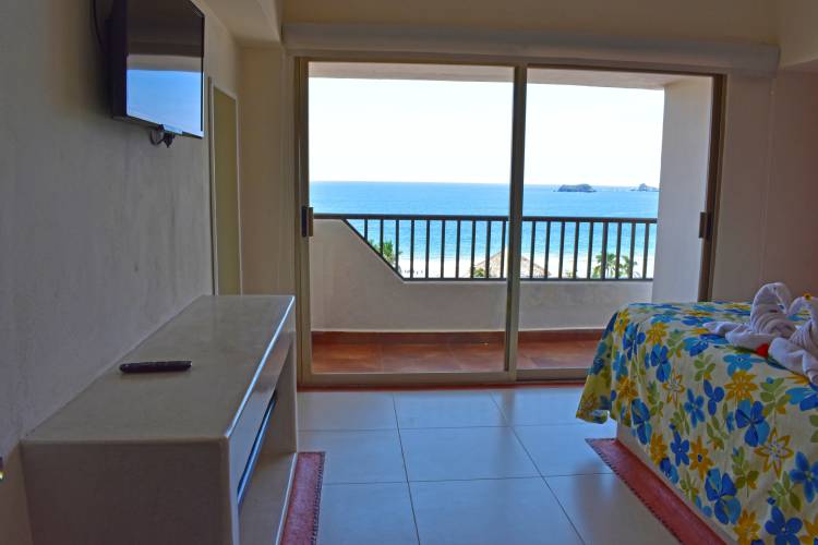 Aca Suites Ixtapa. Rentas Vacacionales en Ixtapa Zihuatanejo. Departamentos vacacionales en Ixtapa Zihuatanejo. Casas vacacionales en Ixtapa Zihuatanejo. Villas vacacionales en Ixtapa Zihuatanejo. Condominios vacacionales en Ixtapa Zihuatanejo. Renta de casas, departamentos, villas y condominios vacacionales en Ixtapa Zihuatanejo. Departamentos con vista al mar y alberca en Ixtapa Zihuatanejo