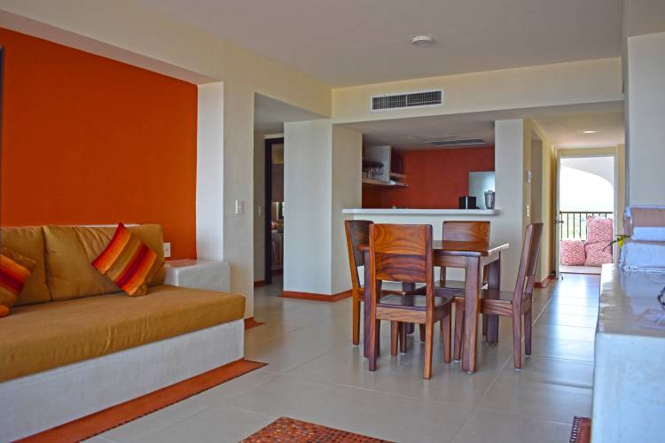 Condominio para 10 personas en Ixtapa Zihuatanejo. Rentas Vacacionales en Ixtapa Zihuatanejo. Agencia de Viajes en Ixtapa Zihuatanejo. Zihua Reservaciones. Ixtapa Reservaciones. Viaje a Ixtapa Zihuatanejo. Condominios Zihuatanejo. Condominios para 6 personas en Ixtapa. Condominios para 6 personas en Zihuatanejo. Renta de Condominios Vacacionales en Ixtapa. Renta de Condominios Vacacionales en Zihuatanejo. Condominios en Playa El Palmar Ixtapa Zihuatanejo. Condominios con Cocina en Ixtapa. Condominios con Cocina en Zihuatanejo. Condominios con Vista al Mar en Ixtapa. Condominios con Vista al Mar en Zihuatanejo