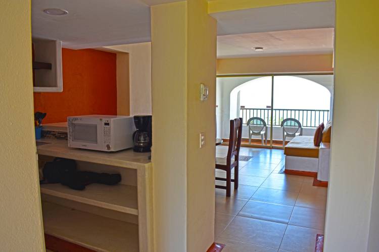 Condominio para 10 personas en Ixtapa Zihuatanejo. Rentas Vacacionales en Ixtapa Zihuatanejo. Agencia de Viajes en Ixtapa Zihuatanejo. Zihua Reservaciones. Ixtapa Reservaciones. Viaje a Ixtapa Zihuatanejo. Condominios Zihuatanejo. Condominios para 6 personas en Ixtapa. Condominios para 6 personas en Zihuatanejo. Renta de Condominios Vacacionales en Ixtapa. Renta de Condominios Vacacionales en Zihuatanejo. Condominios en Playa El Palmar Ixtapa Zihuatanejo. Condominios con Cocina en Ixtapa. Condominios con Cocina en Zihuatanejo. Condominios con Vista al Mar en Ixtapa. Condominios con Vista al Mar en Zihuatanejo